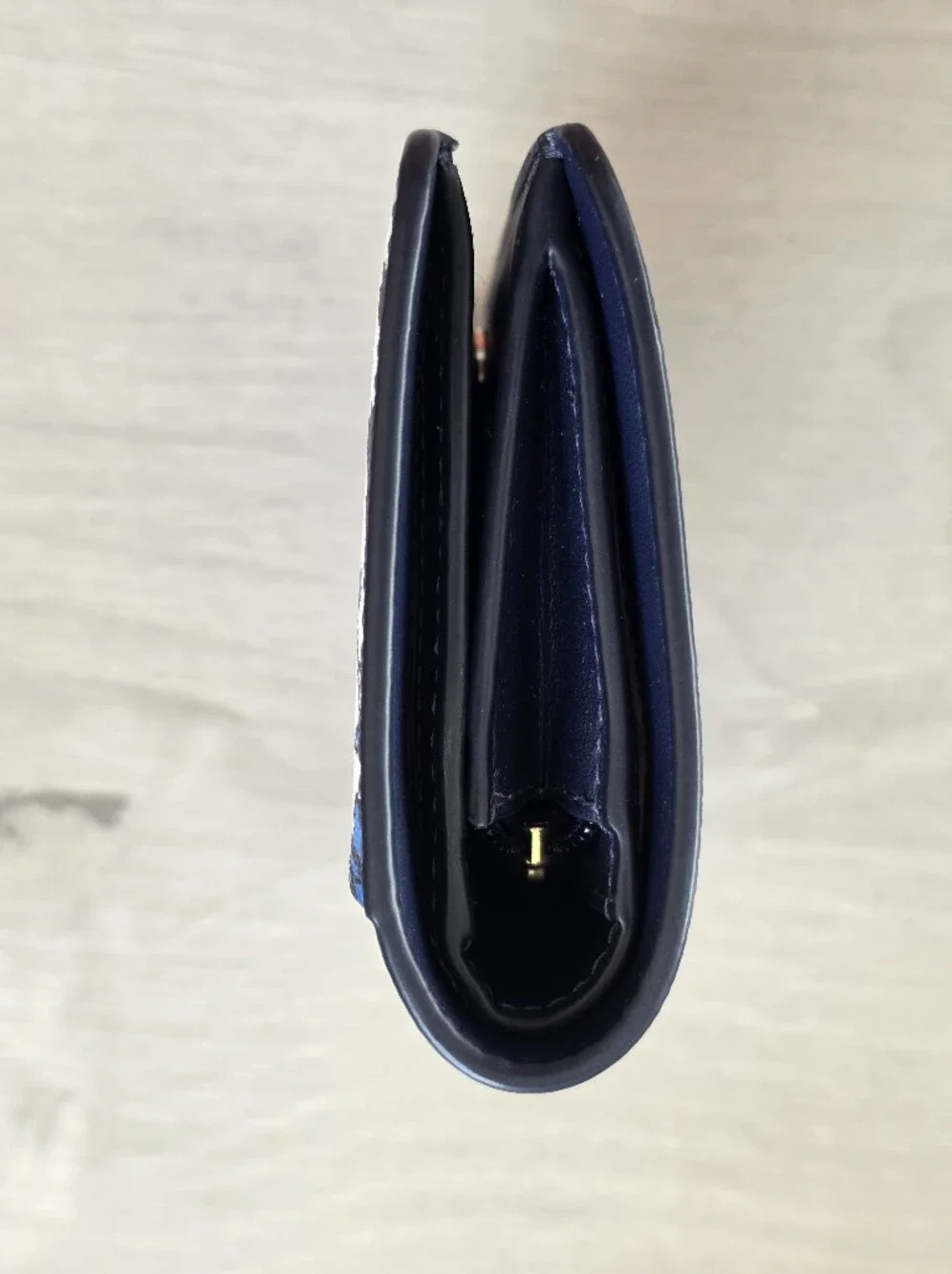 kate spade New York Blue Floral Wallet